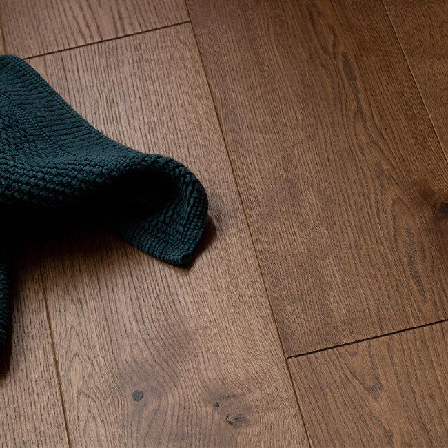 Паркет Венгерская ёлка Legend Дуб Walnut Грецкий орех Harmony UV-лак 16 мм