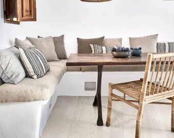 Паркетная доска Karelia Essence Oak 4 Story 138 Polar White 1-s