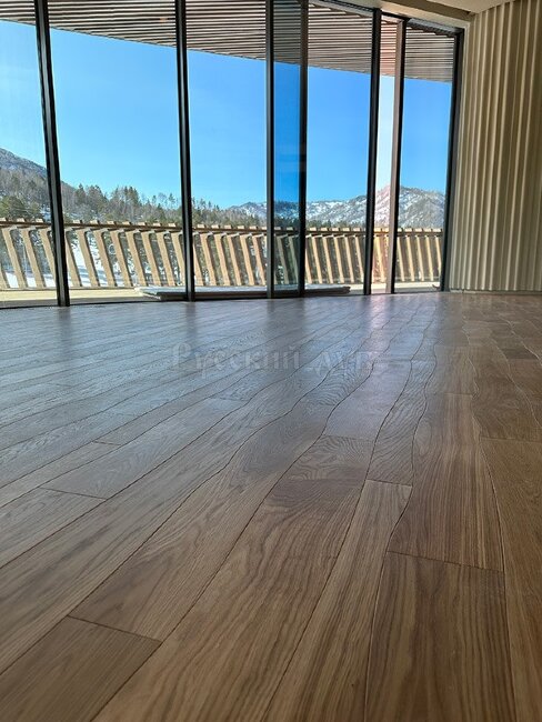 Криволинейный паркет Дуб MARY FIVE шелковый лак 2-х слойный T&G Селект 500...1950х120...205х16 мм Криволинейный паркет Дуб MARY FIVE шелковый лак 2-х слойный T&G Селект 500...1950х120...205х16 мм