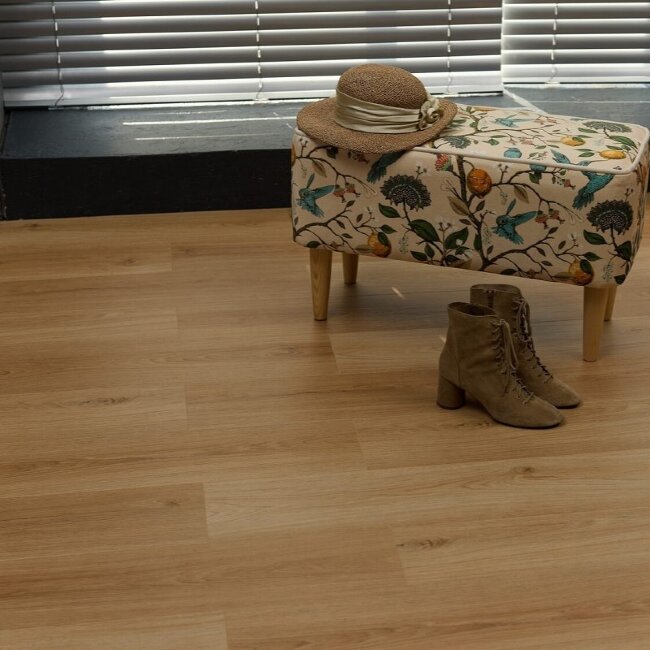 SPC ламинат Steinholz Кронбург STH077 SPC ламинат Steinholz Кронбург STH077