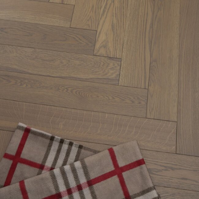 Инженерная доска Karelia Herringbone Oak Whisper HB