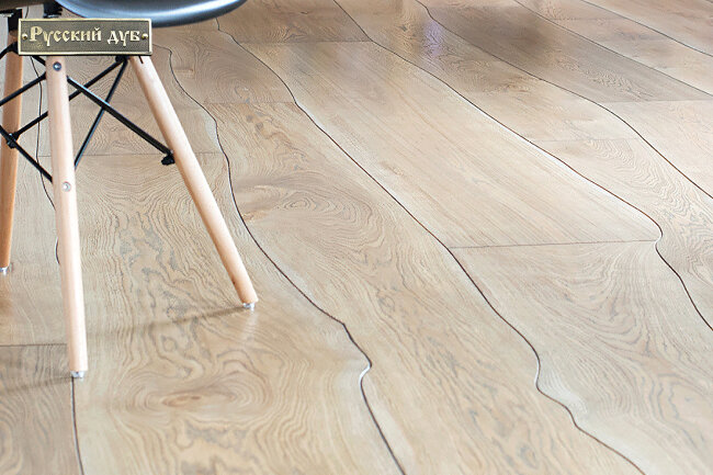 Криволинейный паркет Дуб шелковый лак 2-х слойный T&G Селект 500...1950х120...300х16 мм Криволинейный паркет Дуб шелковый лак 2-х слойный T&G Селект 500...1950х120...300х16 мм