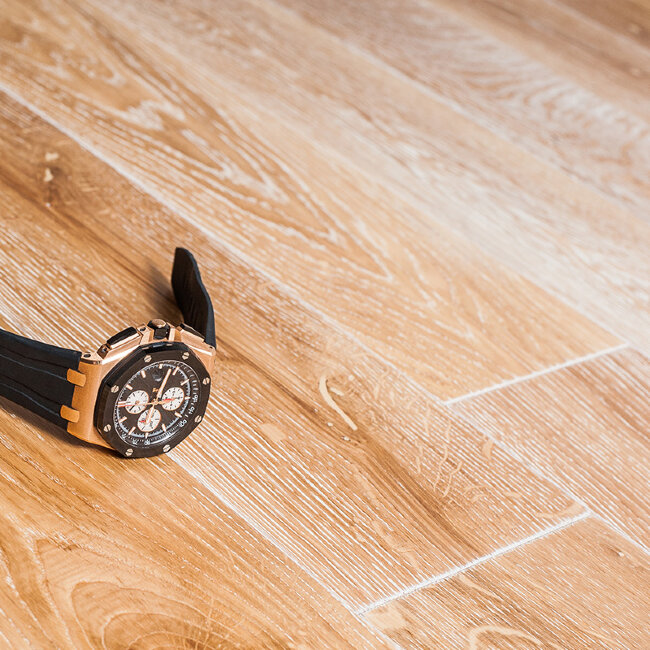 Паркет Венгерская ёлка Legend Дуб White Lace Белое кружево Select 140х16мм Паркет Венгерская ёлка Legend Дуб White Lace Белое кружево Select 140х16мм