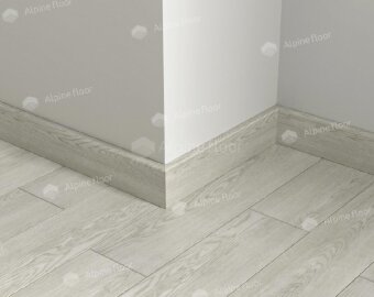 Плинтус Alpine Floor Parquet Light SK 13-3 Ваниль Селект
