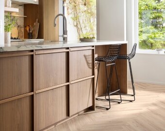 Виниловые полы Moduleo LayRed Herringbone 22210 Sierra Oak
