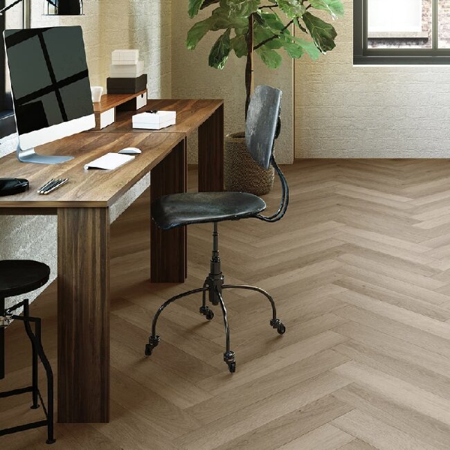 Виниловые полы Invictus Herringbone River Oak 39 Silt