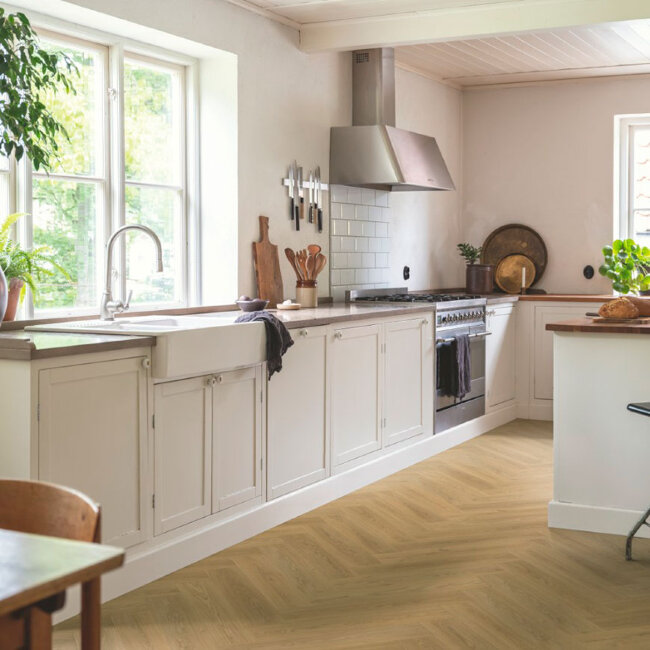 ПВХ плитка елочка Pergo Vorma Pad Pro Норвежский дуб бежевый