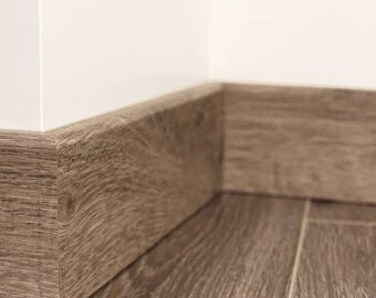 Плинтус Bonkeel Stick W 21 2000х70х13 мм Плинтус Bonkeel Stick W 21 2000х70х13 мм