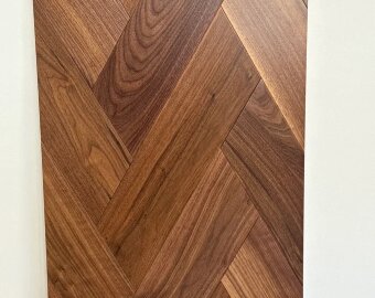 Итальянская елка 60° HM Flooring American Walnut Diamond Chevron селект Итальянская елка 60° HM Flooring American Walnut Diamond Chevron селект