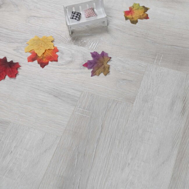 Замковая SPC плитка Английская ёлочка Betta Chalet A803 Монблан Замковая SPC плитка Английская ёлочка Betta Chalet A803 Монблан