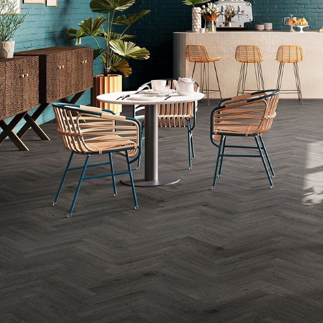 Кварцвиниловые полы Invictus Primus Dryback Royal Oak 33 Blonde 1219х178х2 мм Кварцвиниловые полы Invictus Primus Dryback Royal Oak 33 Blonde 1219х178х2 мм