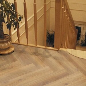 Ламинат Английская елка KRONOTEX Herringbone Дуб Пиза