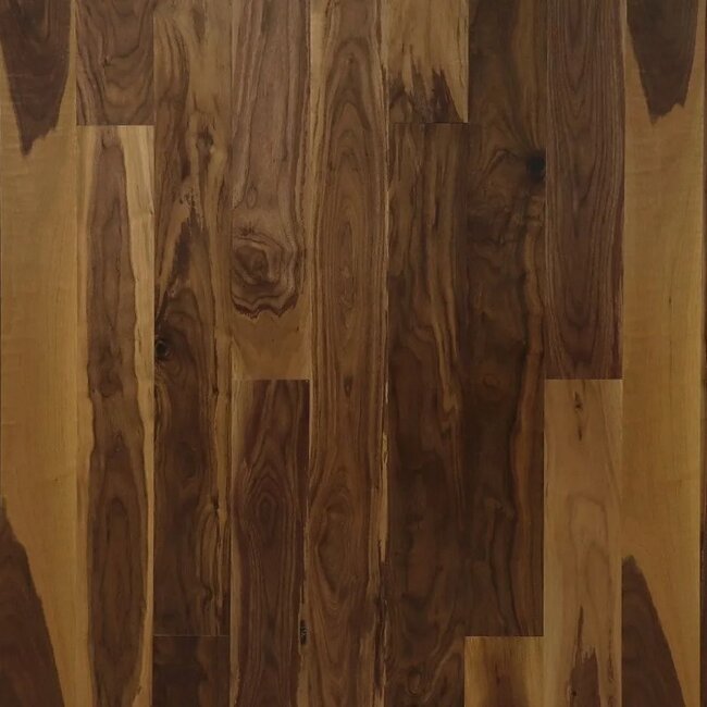 Паркетная доска Karelia Earth Walnut 4 Story 138 Country Lacquered 1-s